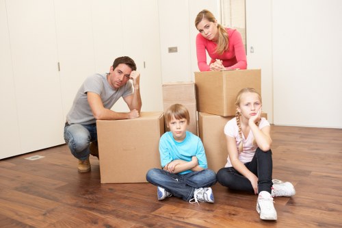 Professional removal support for flats and houses in Barking